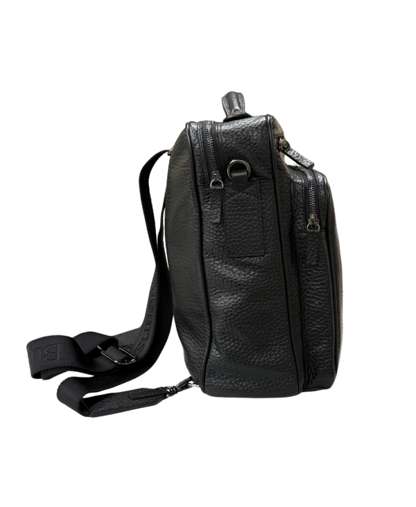 Sara Burglar 9715231.cr